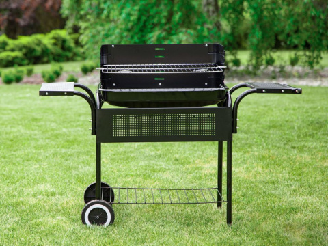 Grill ogrodowy węglowy z półkami i regulacją rusztu MultiGarden