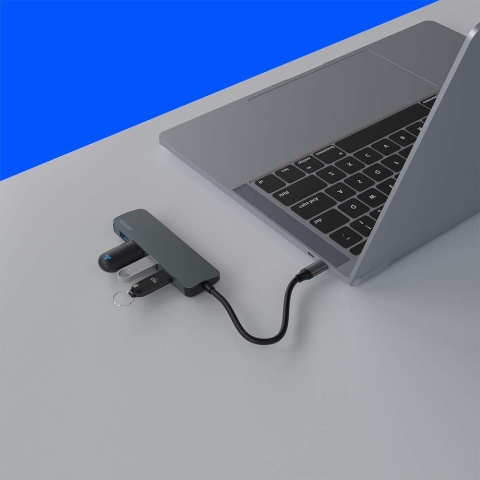 Hub USB-C SAVIO AK-54 4 × USB-A 3.1 Gen 1 5 Gb/s Aluminiowy